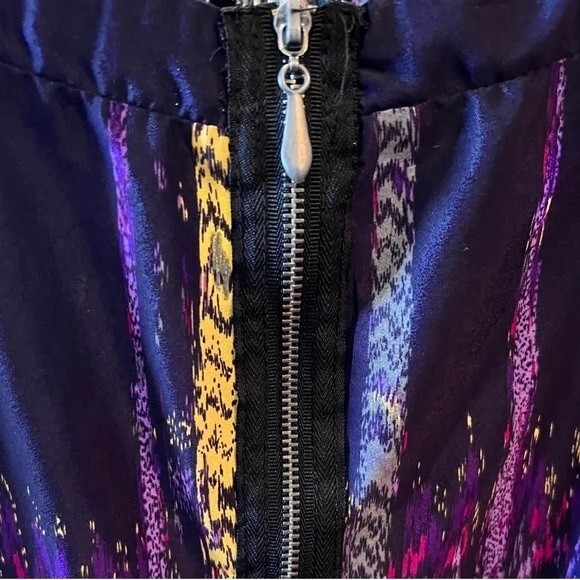Fishbowl purple abstract ribbon dress with pockets size small - Picture 5 of 8